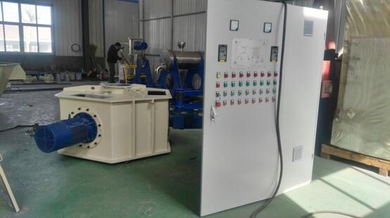 歐洲客戶訂購的氣流分級機IMC315/3